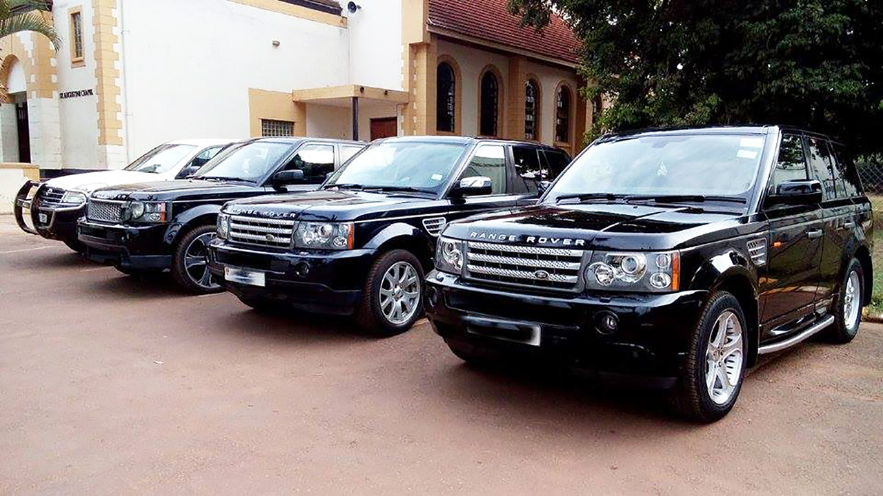 Range Rover Luxury wedding car for Hire Rodvencha Safaris Car Hire in Kampala Uganda