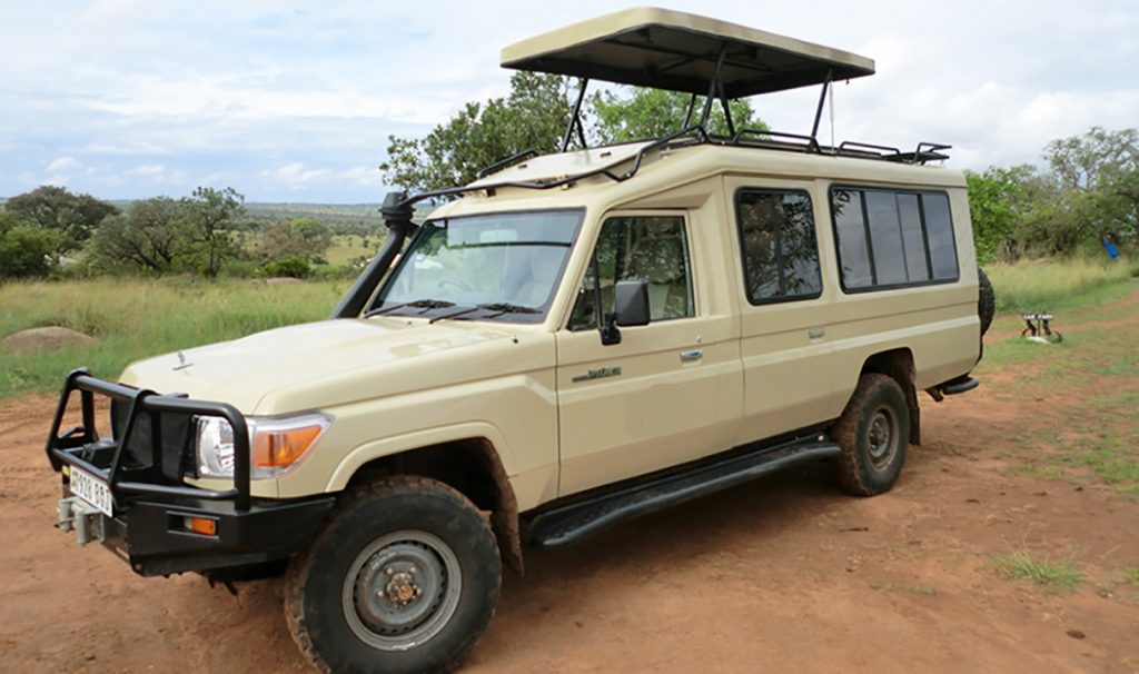 Safari Land Cruiser for hire in Kampala Uganda